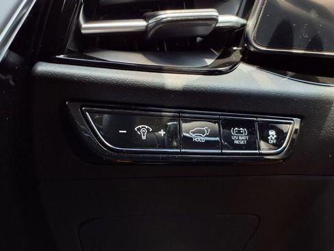 New 2025 Kia Niro SX image 21