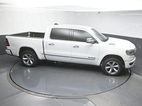 Used 2020 RAM 1500 Limited w/ Body Color Bumper Group image 47