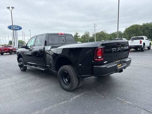 New 2026 RAM 3500 Tradesman AWD/4WD image 6