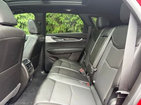 Used 2023 Cadillac XT5 Premium Luxury AWD/4WD image 17