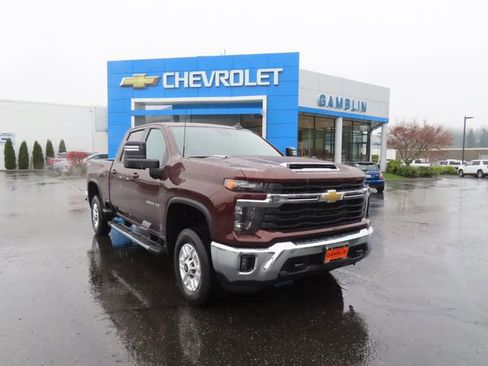 Used 2024 Chevrolet Silverado 2500 LT w/ Convenience Package AWD/4WD image 46