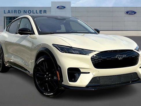 New 2026 Ford Mustang Mach-E Premium AWD/4WD image 2