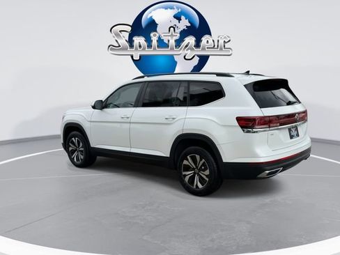 New 2026 Volkswagen Atlas SE image 2