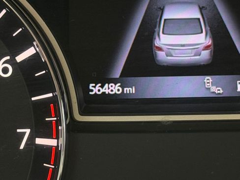 Used 2016 Nissan Altima 2.5 SL w/ Moonroof Package image 17