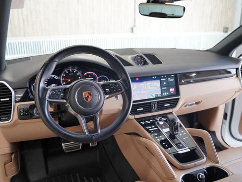 Used 2019 Porsche Cayenne S AWD/4WD image 11