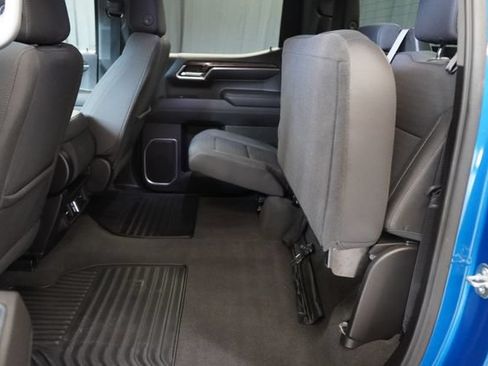 Used 2023 Chevrolet Silverado 1500 RST AWD/4WD image 39