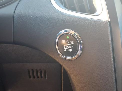 Used 2024 Ford Edge SEL AWD/4WD image 11
