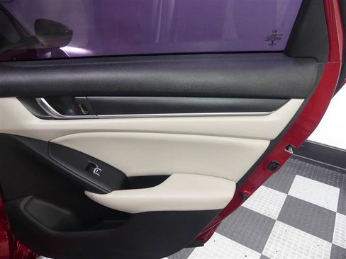 Used 2021 Honda Accord LX image 24
