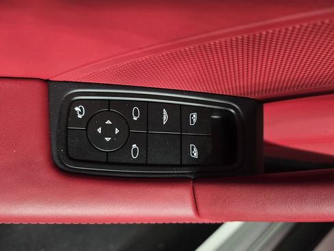 Certified 2025 Porsche 911 Carrera RWD image 21