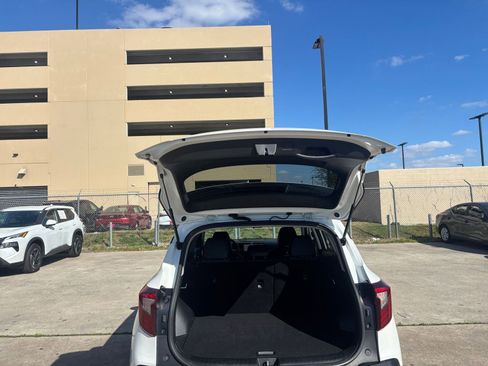 Used 2025 Kia Seltos S image 30