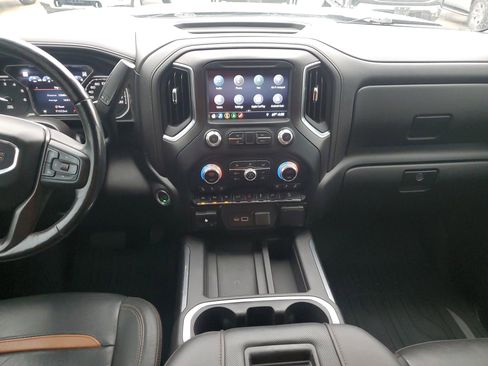 Used 2019 GMC Sierra 1500 AT4 w/ AT4 Premium Package AWD/4WD image 10