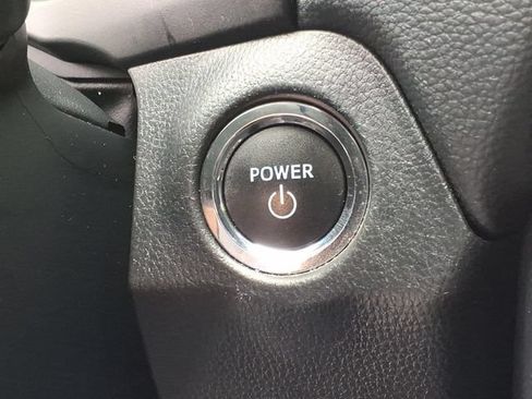 Used 2024 Toyota RAV4 XLE AWD/4WD image 11
