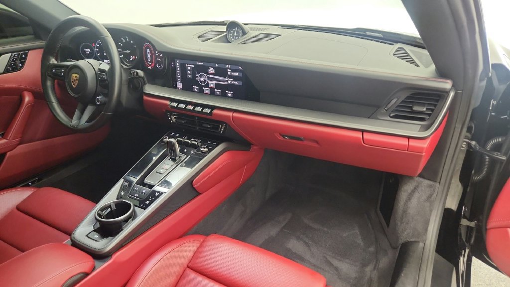 Used 2020 Porsche 911 Carrera RWD image 39