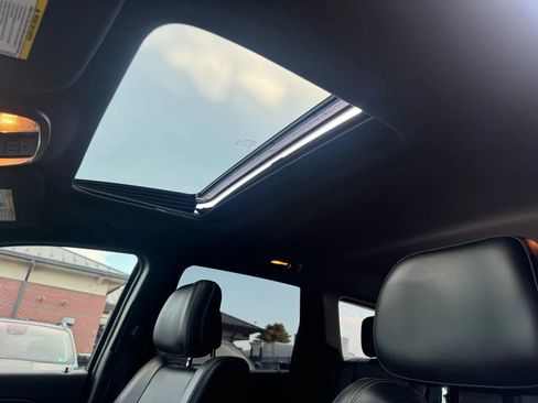 Used 2015 Jeep Grand Cherokee Limited image 12