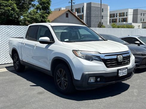 Used 2020 Honda Ridgeline Sport image 1