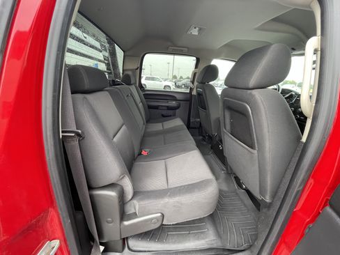 Used 2013 Chevrolet Silverado 3500 LT w/ Interior Plus Package AWD/4WD image 16
