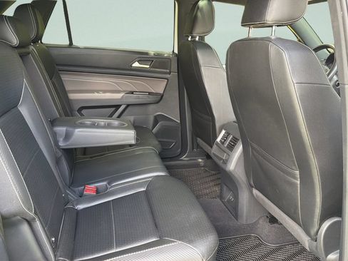 Used 2021 Volkswagen Atlas Cross Sport SEL R-Line FWD image 34