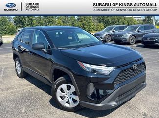 Used 2025 Toyota RAV4 LE AWD/4WD video 1