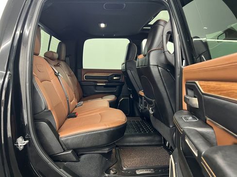 Used 2019 RAM 2500 Limited AWD/4WD image 26