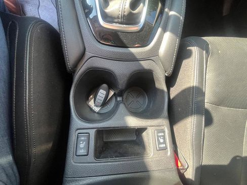 Used 2018 Nissan Rogue SL w/ Premium Package FWD image 28