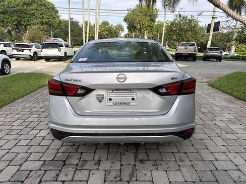 Used 2024 Nissan Altima 2.5 SV FWD image 34