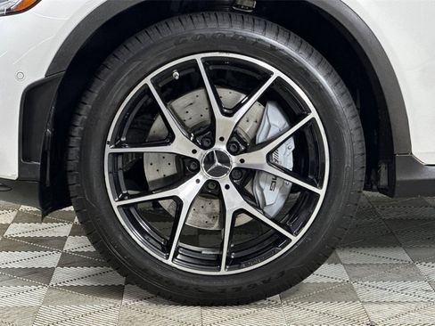 Certified 2022 Mercedes-Benz GLC 43 AMG 4MATIC image 32