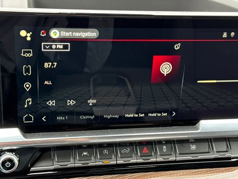 New 2026 GMC Sierra 1500 Elevation image 18