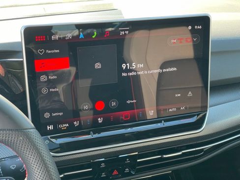 Used 2025 Volkswagen GTI SE image 18