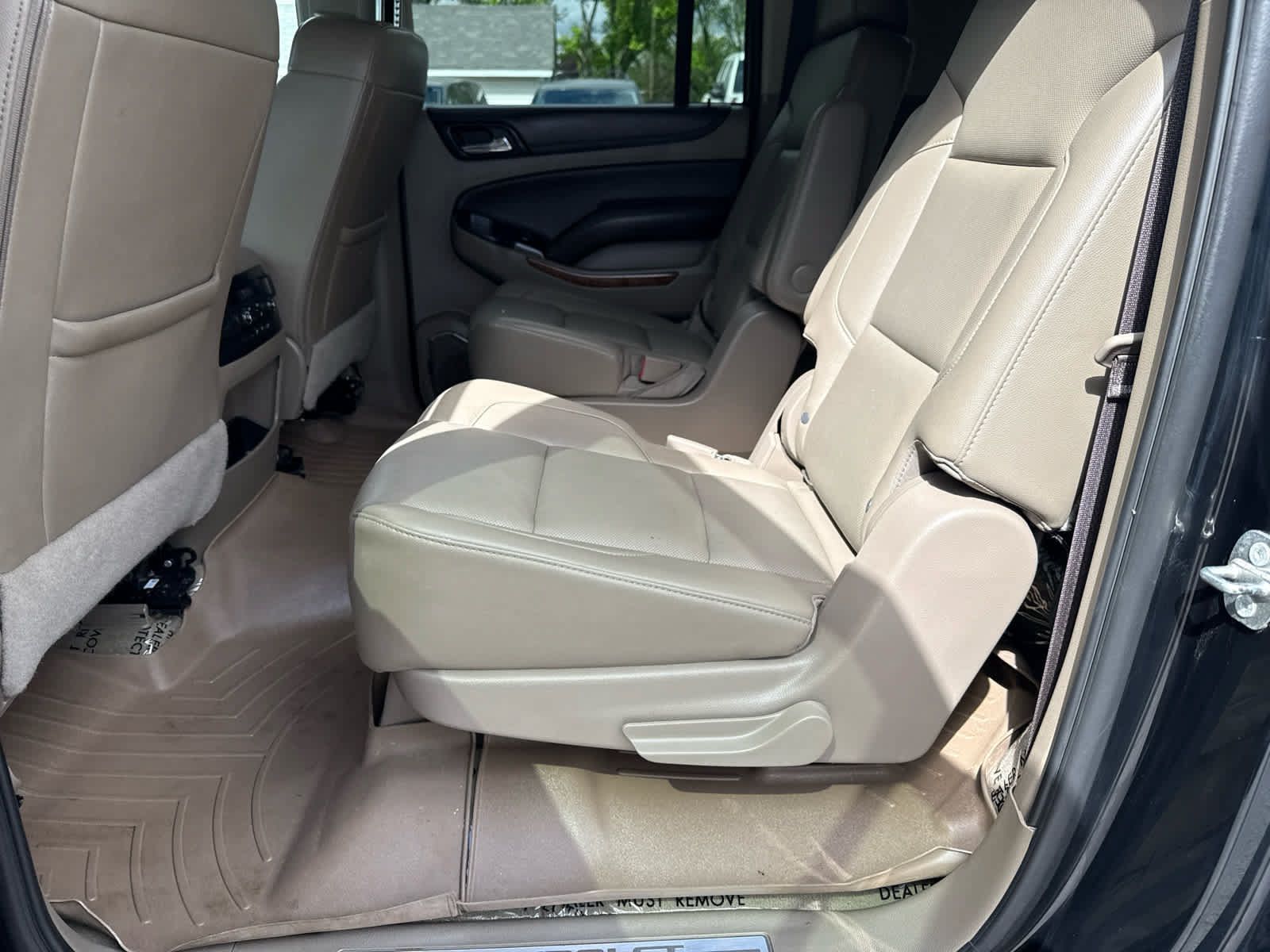 Used 2018 Chevrolet Suburban Premier w/ Max Trailering Package AWD/4WD image 13