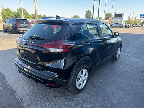 Used 2024 Nissan Kicks S FWD image 4