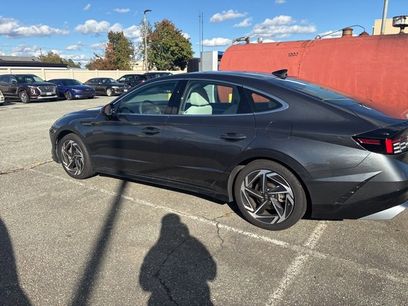 Used 2024 Hyundai Sonata SEL w/ Convenience Package