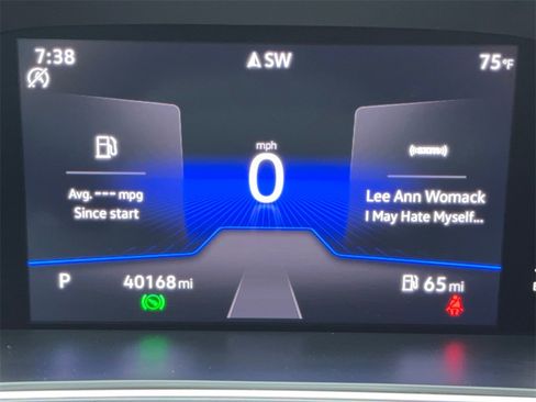 Used 2022 Volkswagen Tiguan SE R-Line image 23