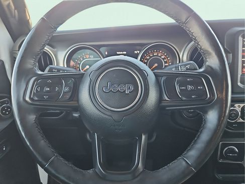 Used 2021 Jeep Wrangler Sport AWD/4WD image 19