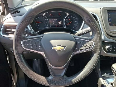 Used 2022 Chevrolet Equinox LT FWD image 15