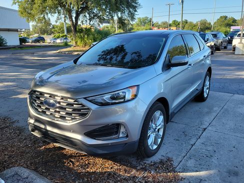 Used 2022 Ford Edge Titanium AWD/4WD image 2