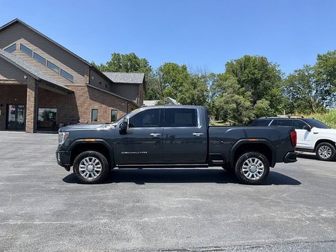 Used 2021 GMC Sierra 2500 Denali w/ Denali Ultimate Package AWD/4WD image 3