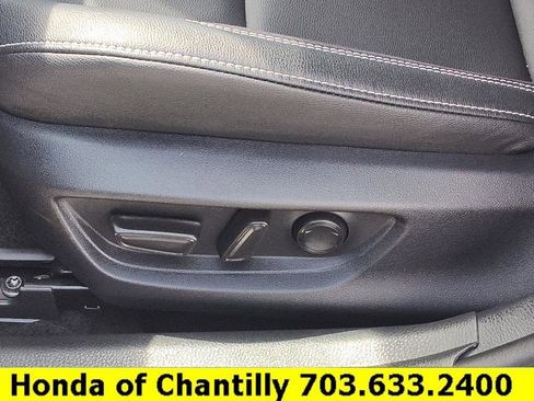 Used 2026 Toyota Camry SE FWD image 25