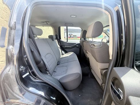Used 2006 Nissan Xterra S w/ (U01) Utility Pkg AWD/4WD image 12