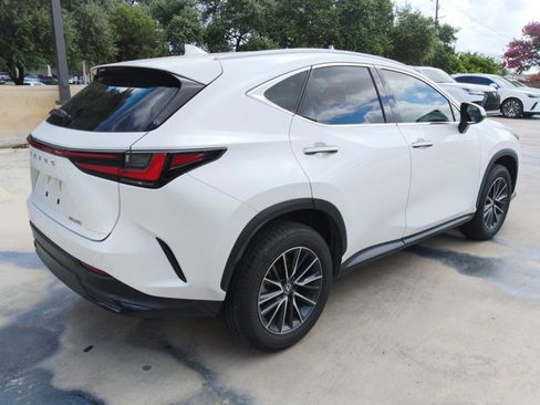 Certified 2025 Lexus NX 250 FWD w/ Accessory Package (Z1) image 6