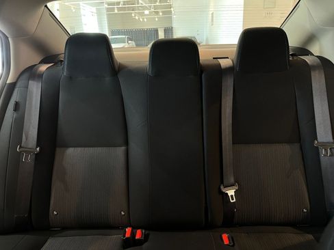 Used 2025 Nissan Sentra SV FWD image 37