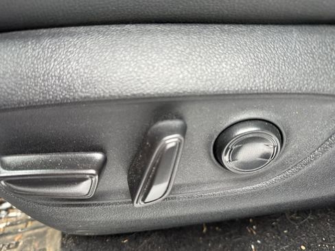 Used 2024 Toyota Grand Highlander AWD Hybrid image 18