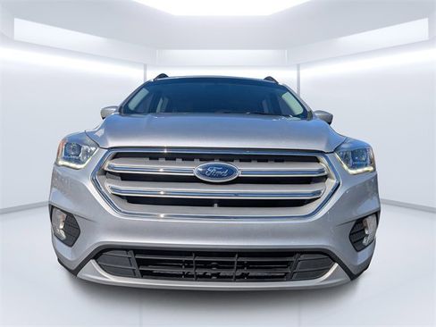 Used 2018 Ford Escape SEL image 7