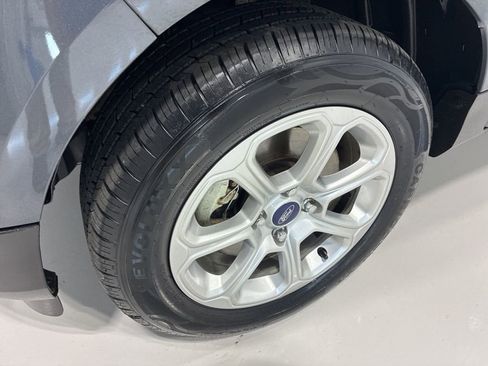 Used 2020 Ford EcoSport SE w/ SE Convenience Package image 8