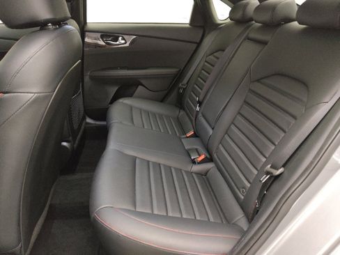 Used 2023 Kia Forte GT w/ GT2 Package image 18