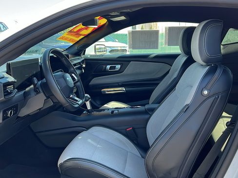 Used 2024 Ford Mustang Coupe RWD image 26