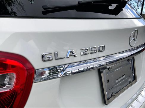 Used 2016 Mercedes-Benz GLA 250 4MATIC image 10