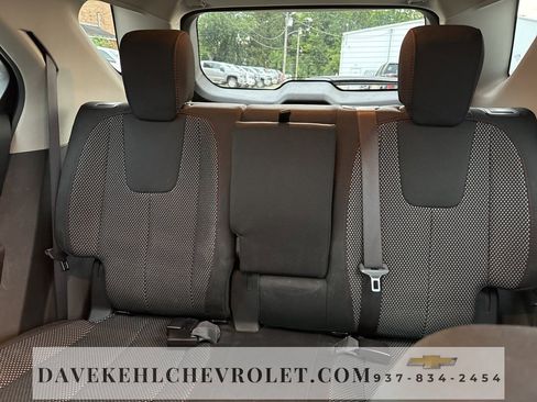 Used 2017 Chevrolet Equinox LT image 17