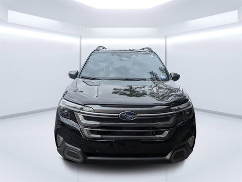 Certified 2025 Subaru Forester Limited w/ Popular Package #2 image 8