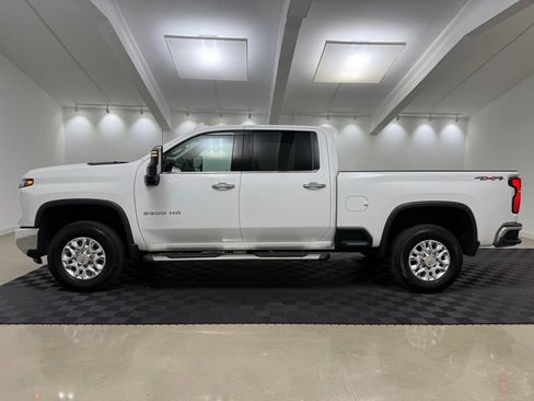 Used 2024 Chevrolet Silverado 2500 LTZ image 5
