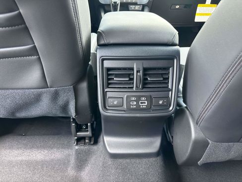 New 2026 Subaru Outback Limited AWD/4WD image 6